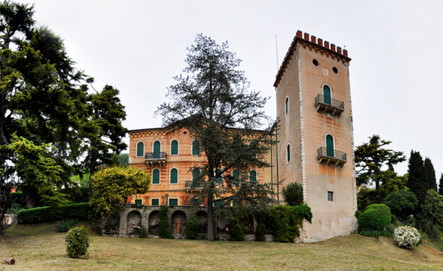 Torre Civica e Villa Trabucchi