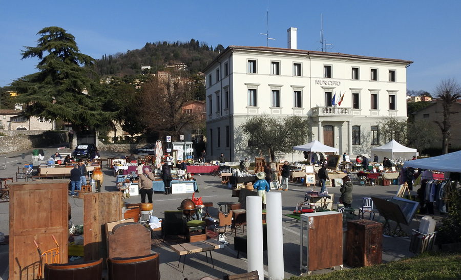Cavaion Antiques Winter 2016