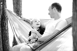 Interventi economici per il sostegno delle famiglie monoparentali e dei genitori separati o divorziati in situazione di difficolta' - anno 2016